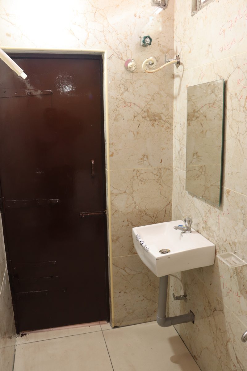 Deluxe Ac Room — 3 of 6