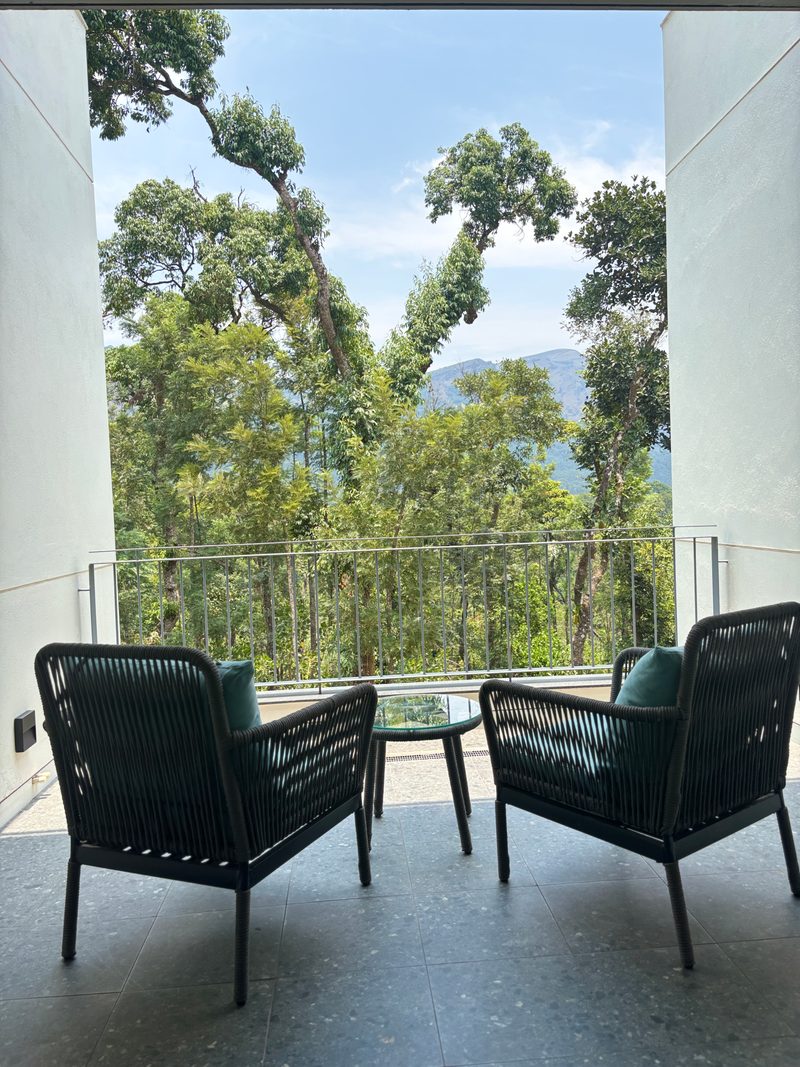 Suite — 5 of 8